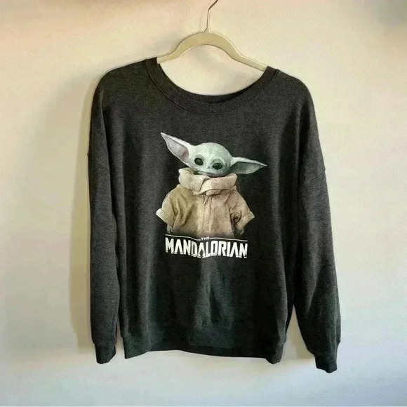 Star Wars Tops - Star Wars The Mandalorian Grogu Crewneck